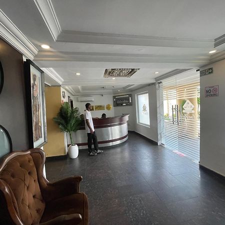 Presken K-One Hotell Ikeja Exteriör bild